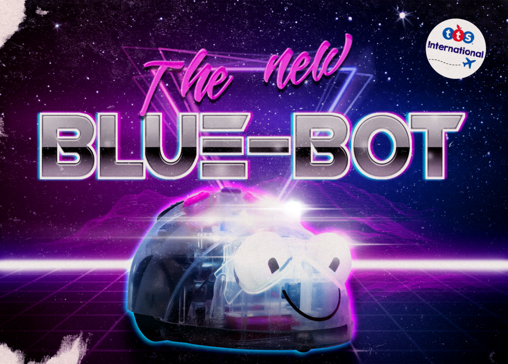 Ein Blue-Bot steht im Walde